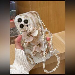 Floral Pearl Phone Case iphone 16 pro max- Cream and Gold